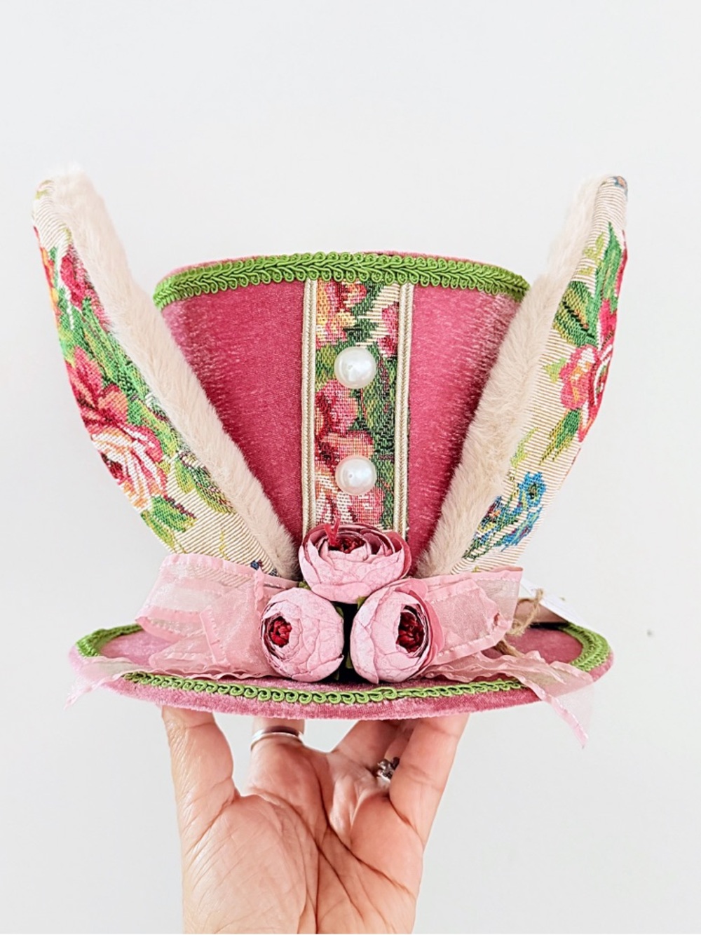 Begonia Market Velvet Old Rose Mad Hatter Top Hat Bunny Ears Decorative Ornament